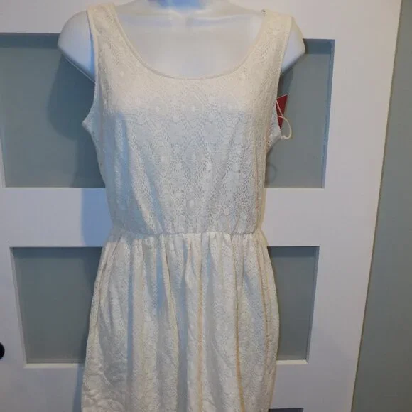 mossimo skater dress Mossimo Supply Co Target Women's Skater Dress Lace Size Small Cream